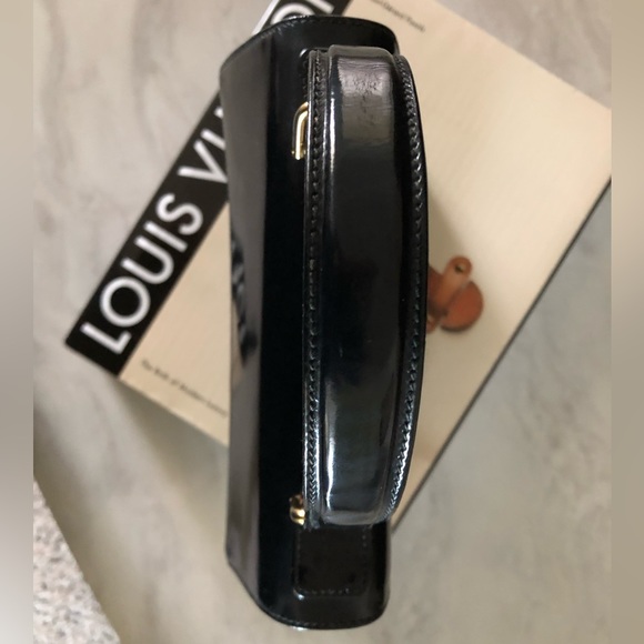 SOLD Givenchy Very Rare Vintage Black Patent Top Handle 4G Handbag - Picture 7 of 17